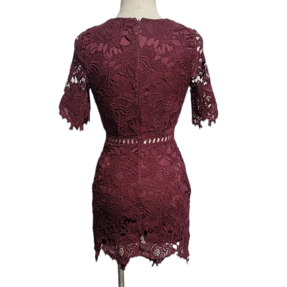 URBAN OUTFITTERS* Lace Mini Dress - Picture 4 of 4
